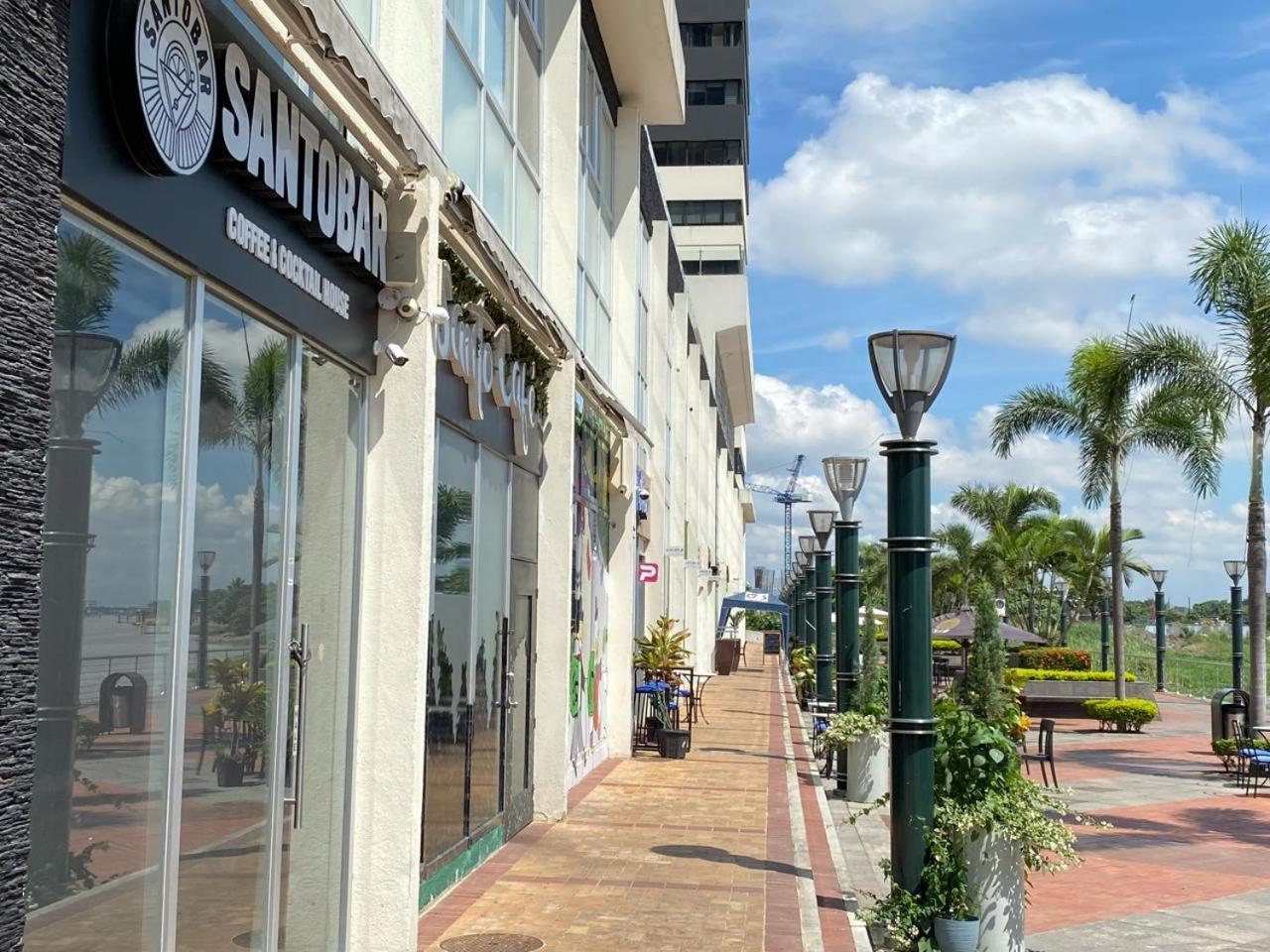 Puerto Santa Ana, Torres Bellini, 2 Dormitorios, Parqueo グアヤキル エクステリア 写真